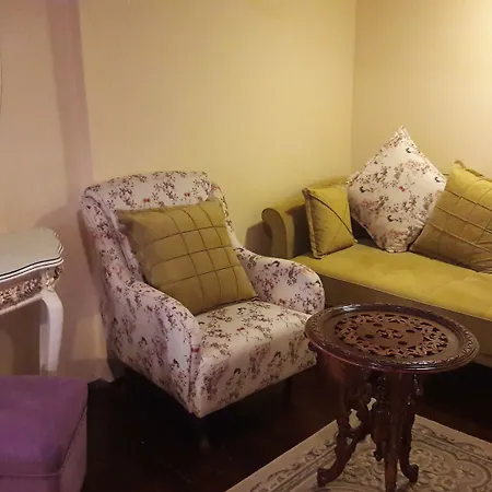 Papazin Konagi Ayvalı