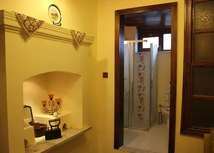 招待所 Papazin Konagi