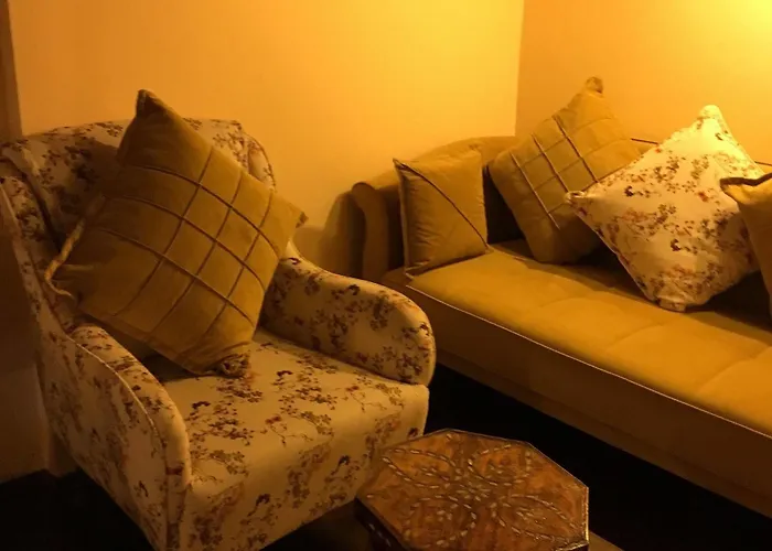 招待所 Papazin Konagi 2*