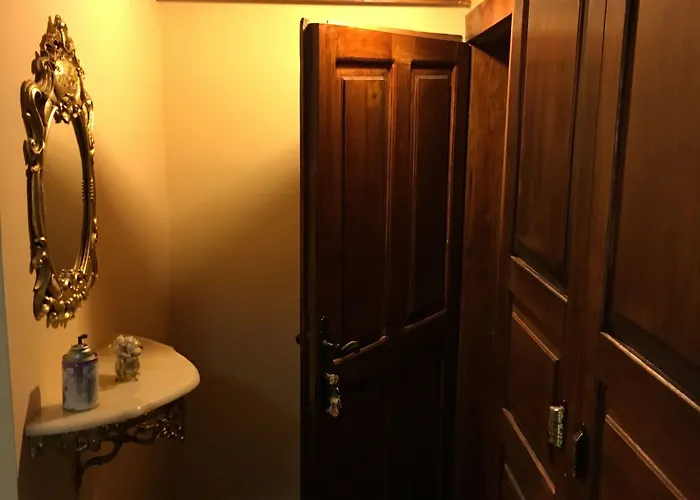 Papazin Konagi Pensión